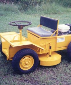 รถตัดหญ้านั่งขับ 4 ล้อ ขับเคลื่อนไฮดรอลิค รุ่น 914