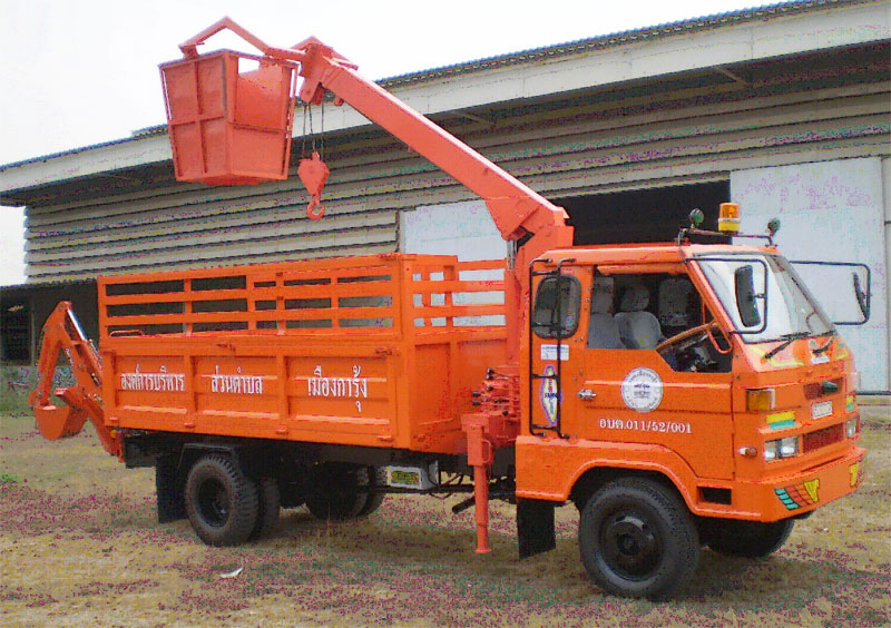 รถกระเช้า1สูบ แบบ6ล้อ