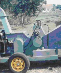 เครื่องย่อยกิ่งไม้