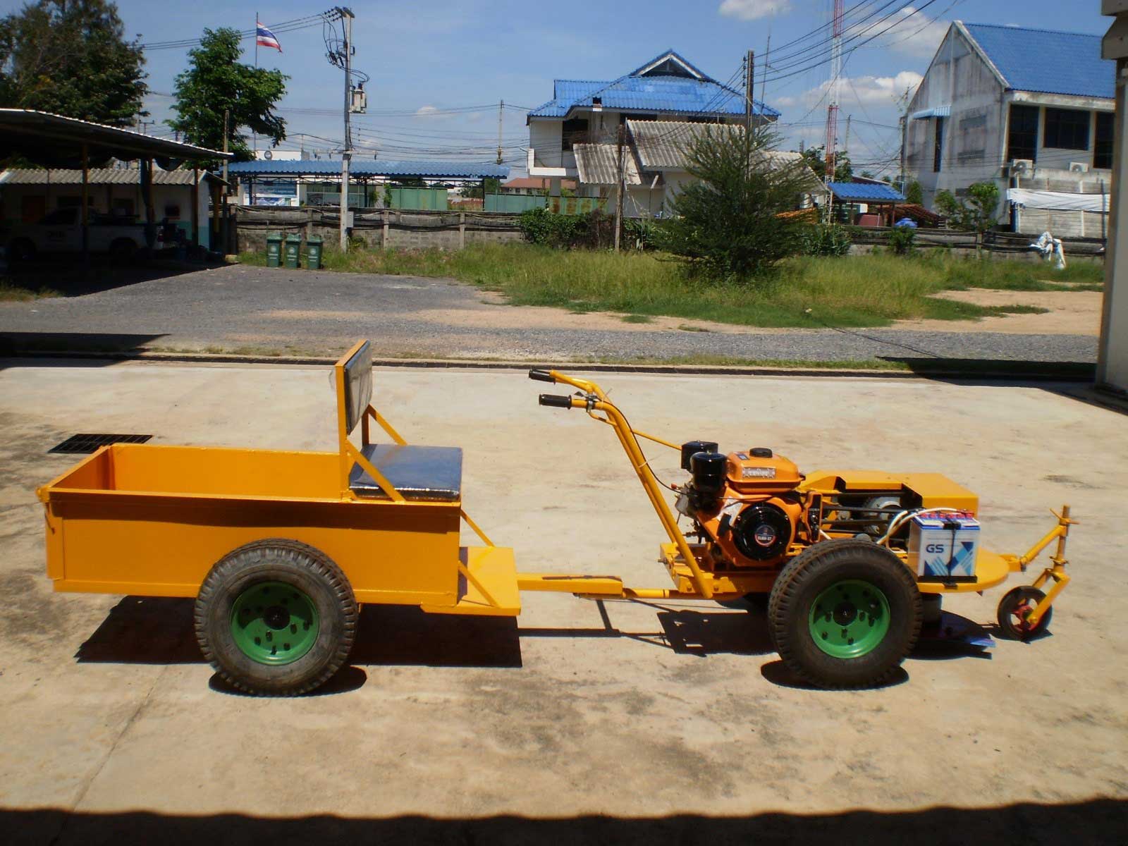 รถตัดหญ้านั่งขับ 4 ล้อ พ่วงเทเลอร์รุ่น T - 594 - Image 3