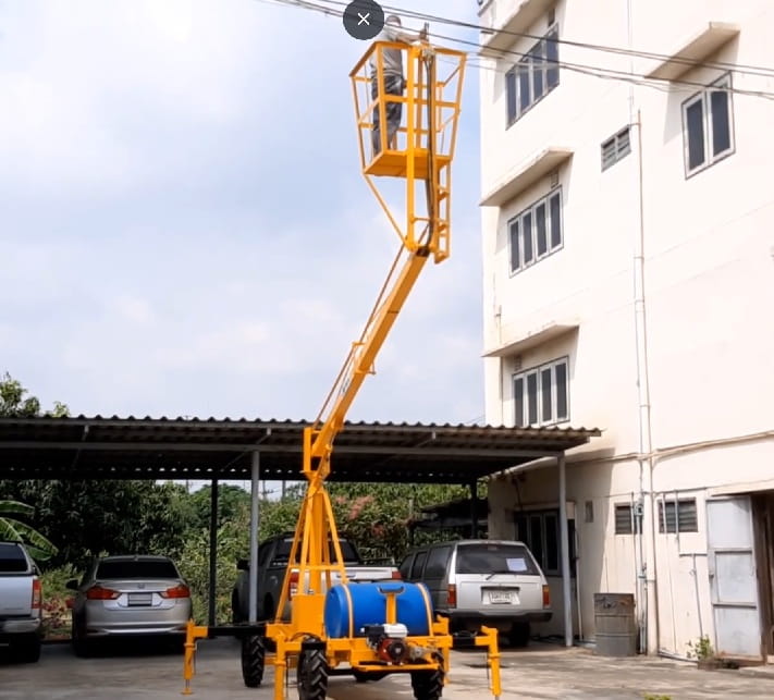 รถกระเช้าแบบ 4 ล้อ รุ่น 715