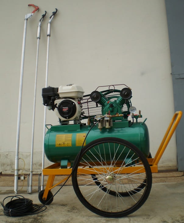 กรรไกรตัดกิ่งไม้ระบบลมอัด รุ่น 214