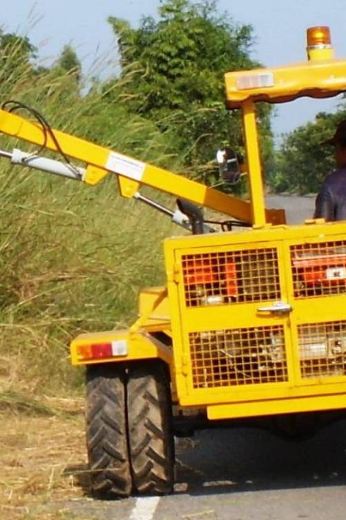 รถกระเช้าTracker- Jakraval.net